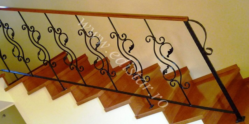 Balustrade din fier forjat vopsit